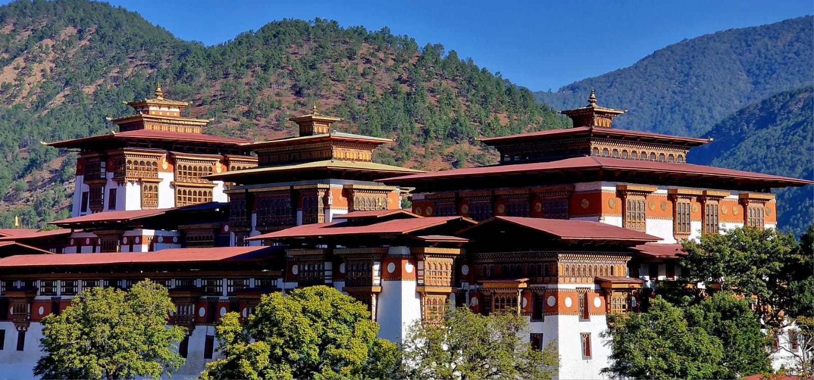 Traditional Bhutanese dzong architecture